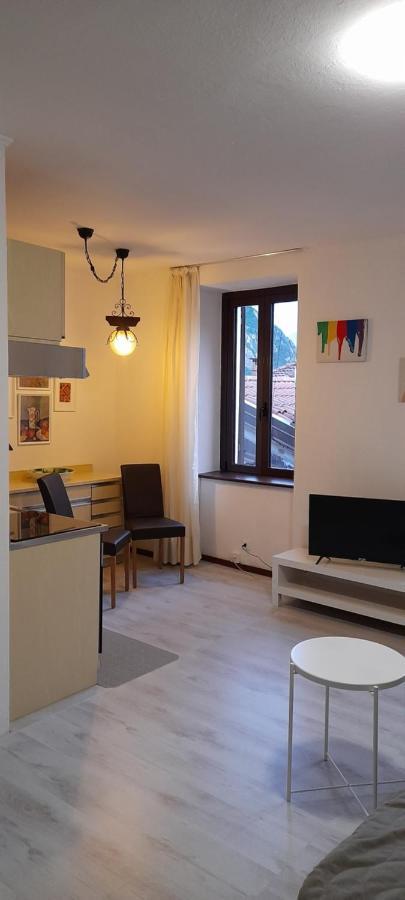 Anna'S Home ☆ Campione dʼItalia Buitenkant foto